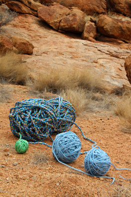 Rebecca Kinsey, EnRapture (placemeant, Alice), 2011.